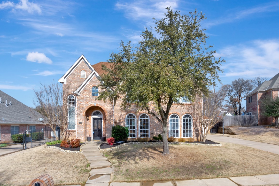 8619 Castle Creek Court North Richland Hills TX 76182