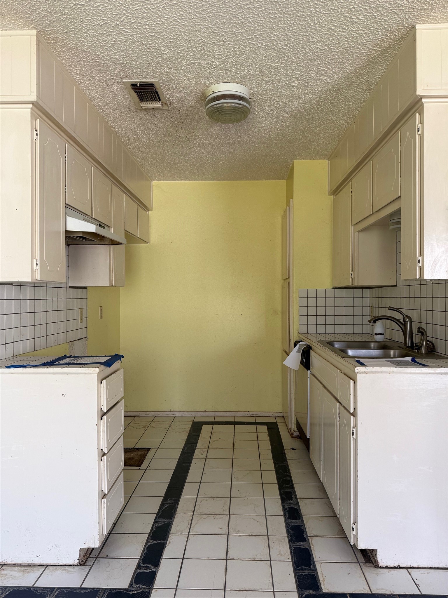 329 Walnut Avenue Azle TX 76020