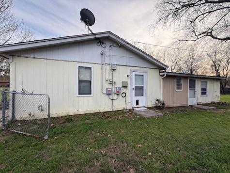 329 Walnut Avenue Azle TX 76020