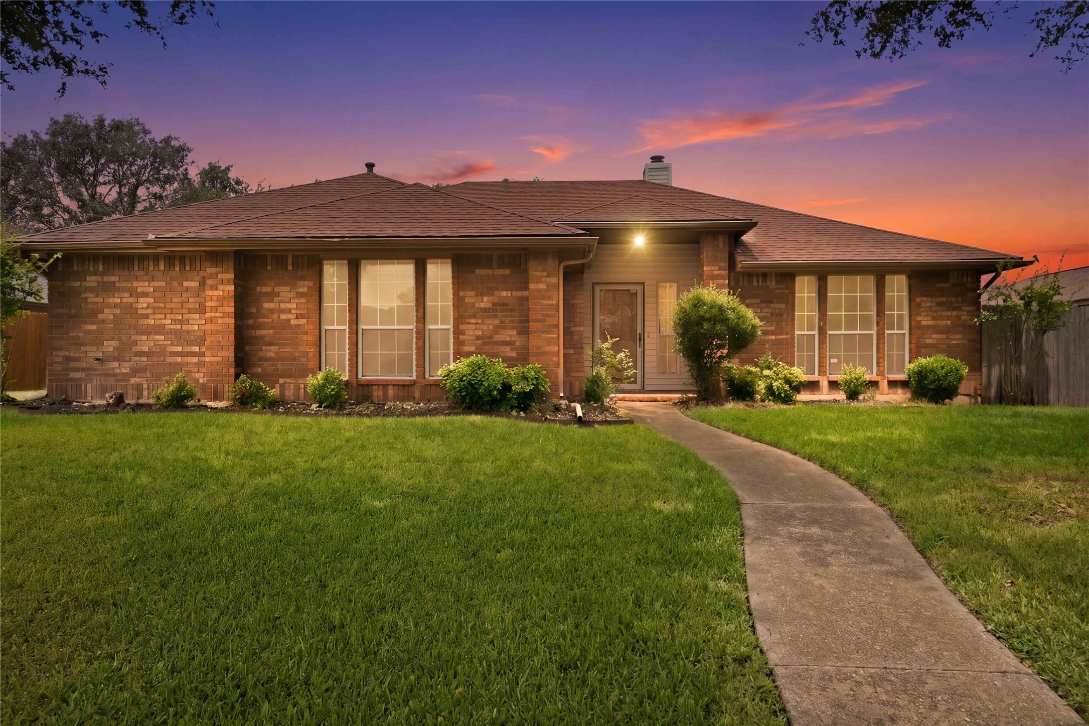 1403 Baker Cedar Hill TX 75104