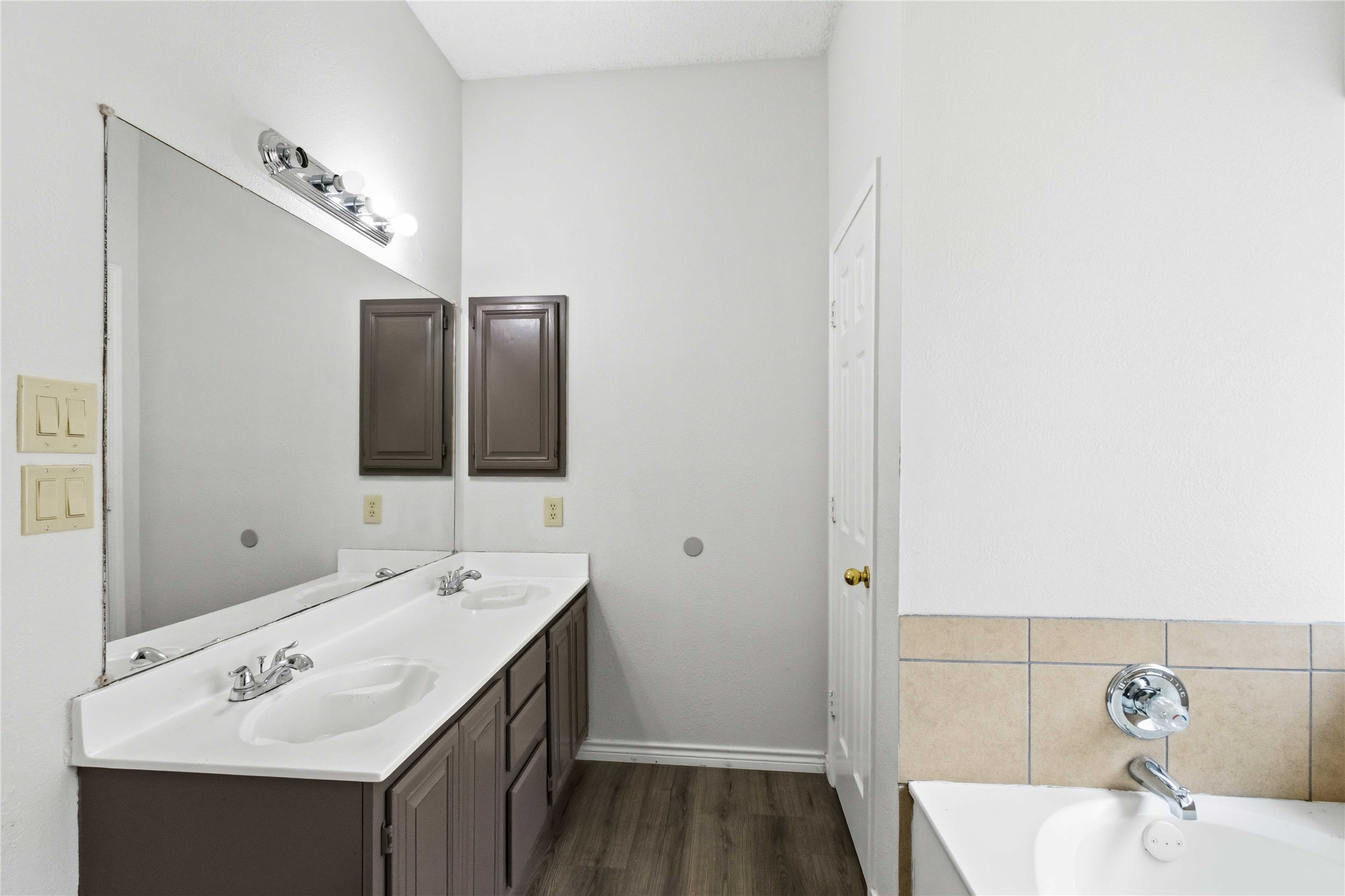 1403 Baker Cedar Hill TX 75104