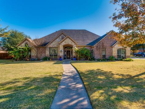 1617 Plum Creek Drive Midlothian TX 76065