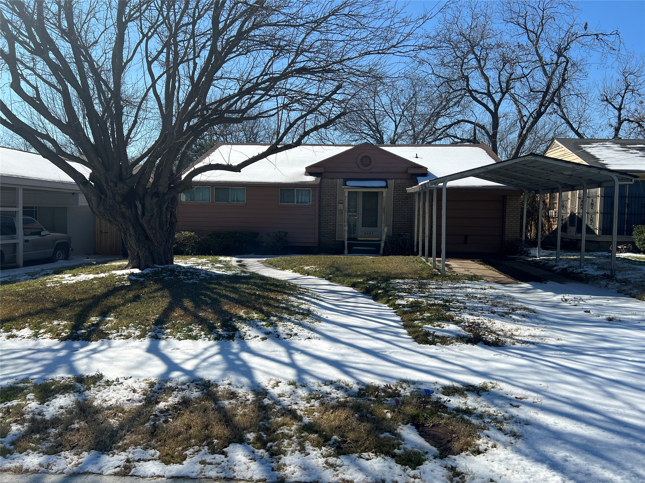 2641 Almeda Drive Dallas TX 75216