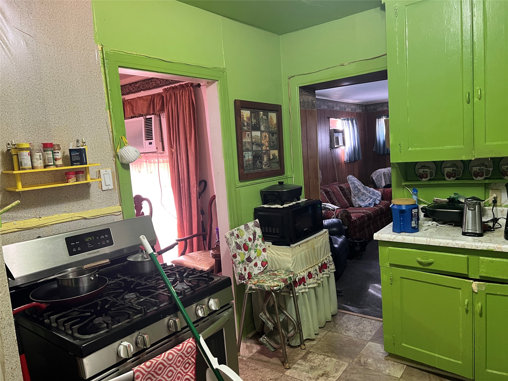 2641 Almeda Drive Dallas TX 75216