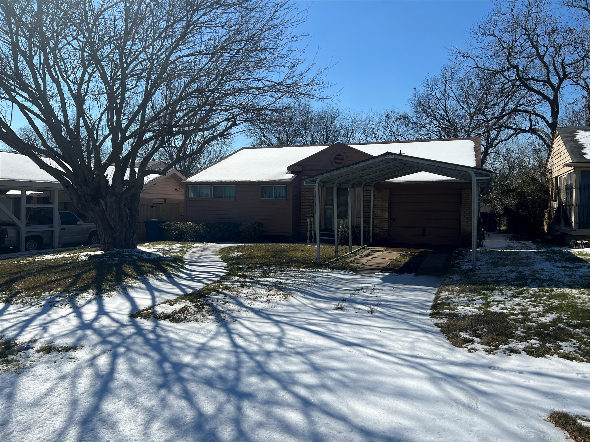 2641 Almeda Drive Dallas TX 75216