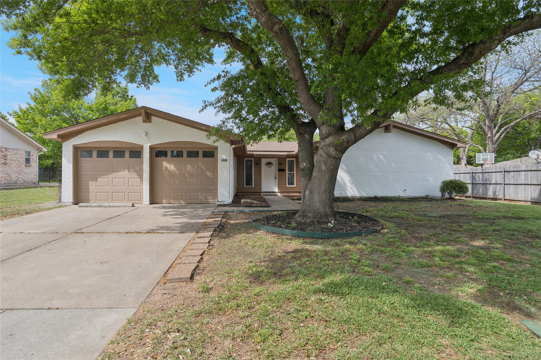 4604 Ivanhoe Drive Fort Worth TX 76132