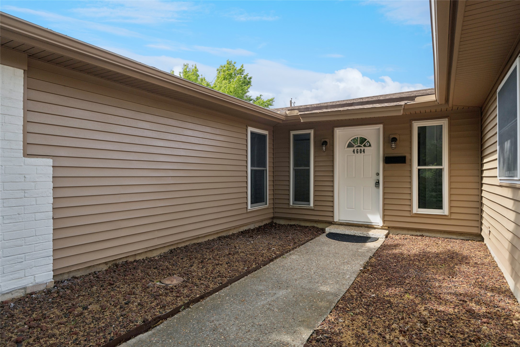 4604 Ivanhoe Drive Fort Worth TX 76132