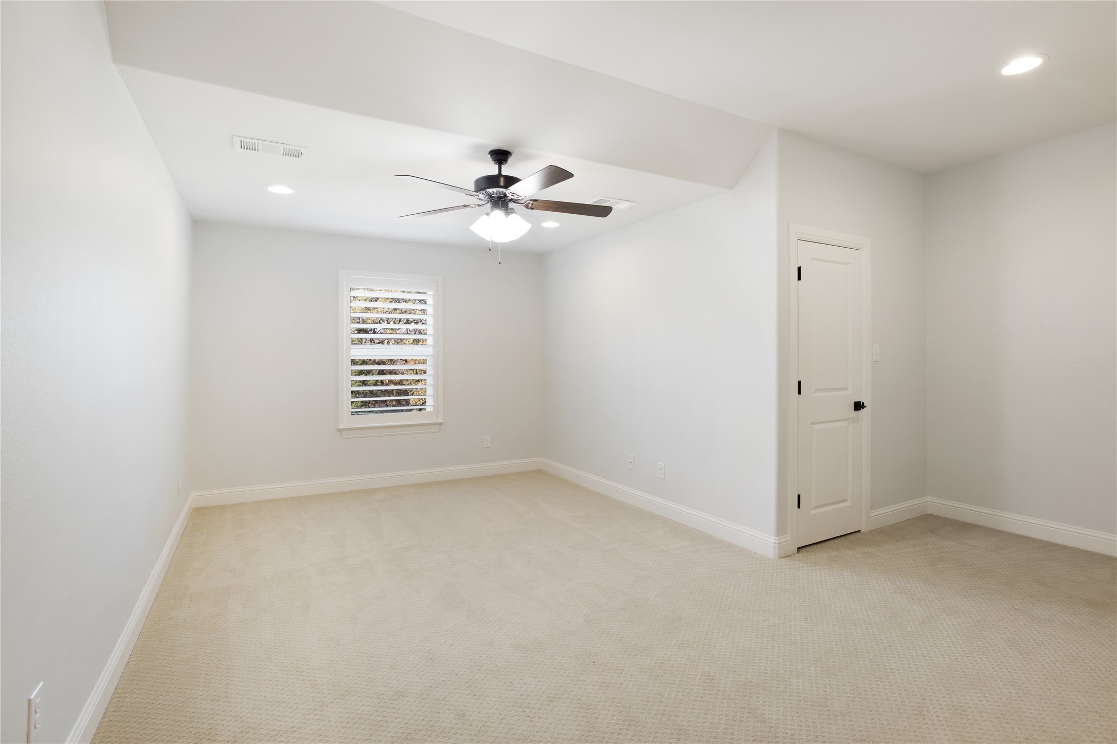 137 White Dove Trail Denison TX 75020