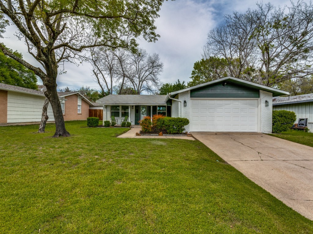 806 Loganwood Avenue Richardson TX 75080