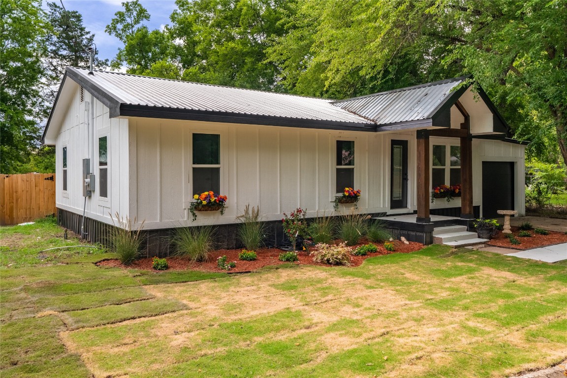 720 E Paris Avenue Cooper TX 75432