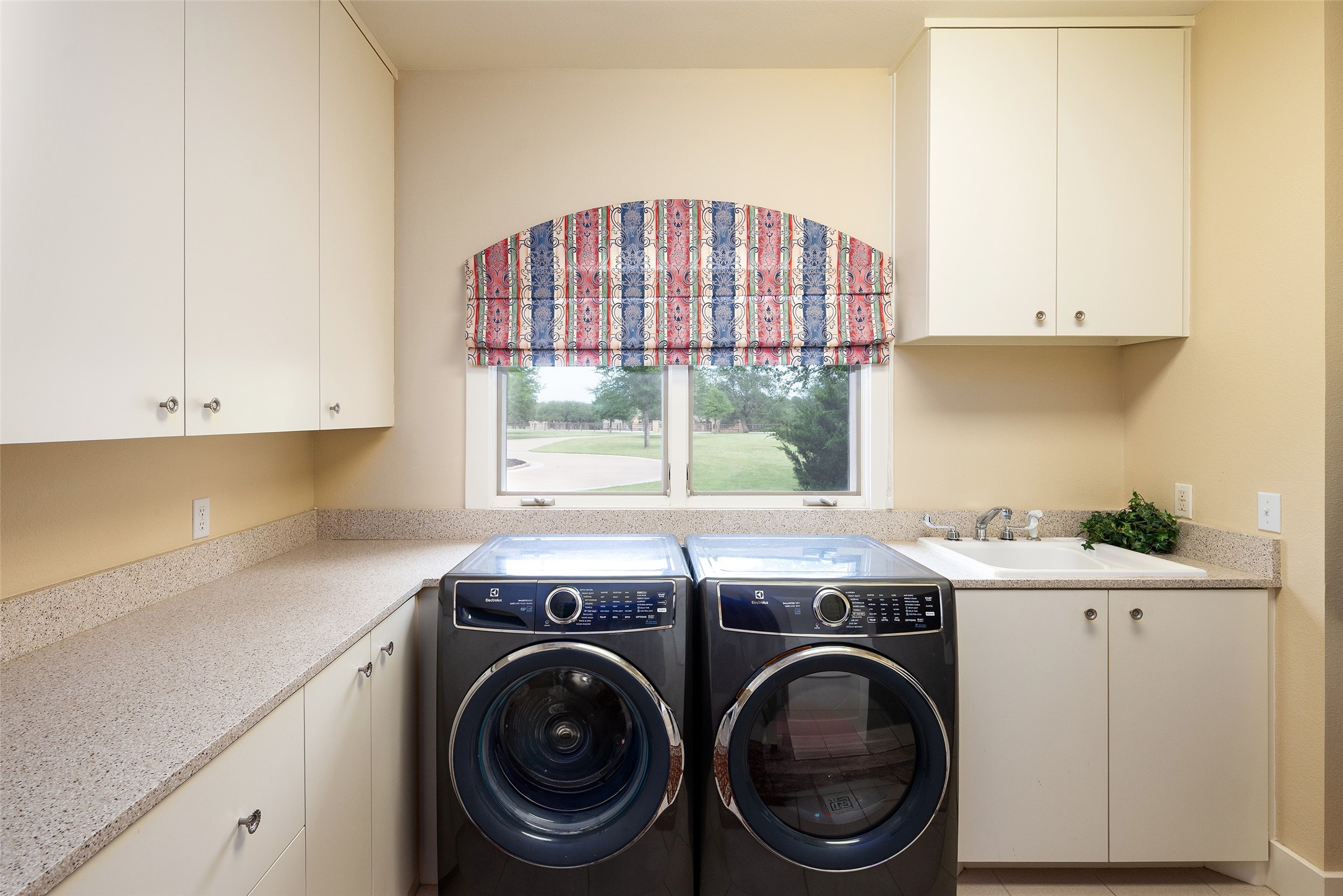 2312 Cactus Rio Lane Weatherford TX 76087