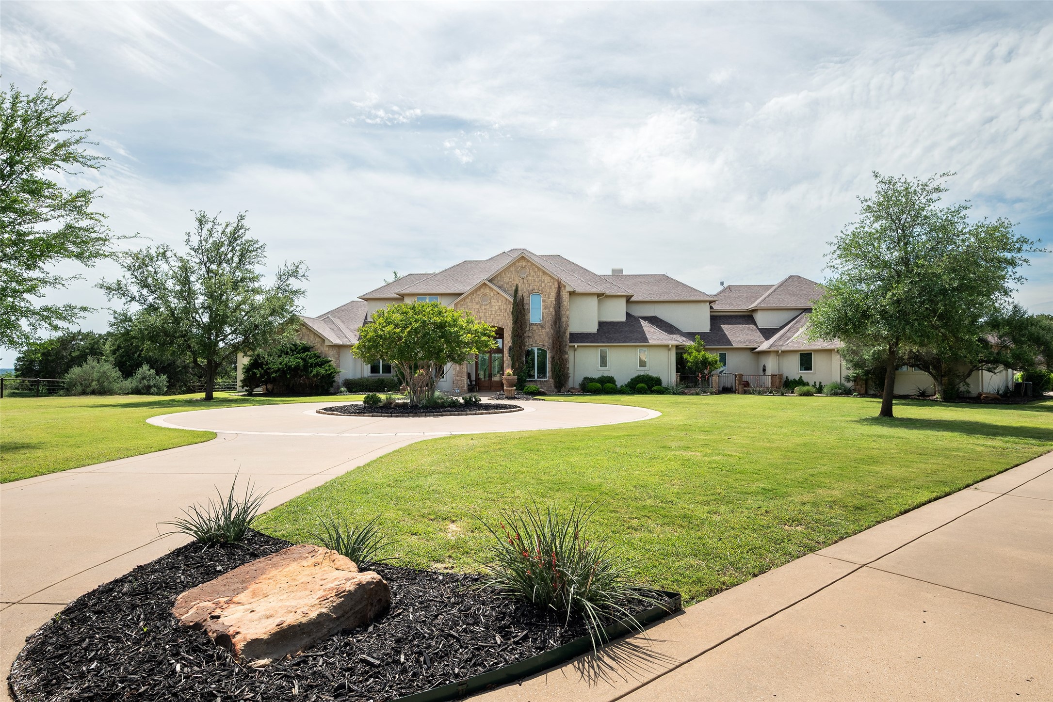 2312 Cactus Rio Lane Weatherford TX 76087
