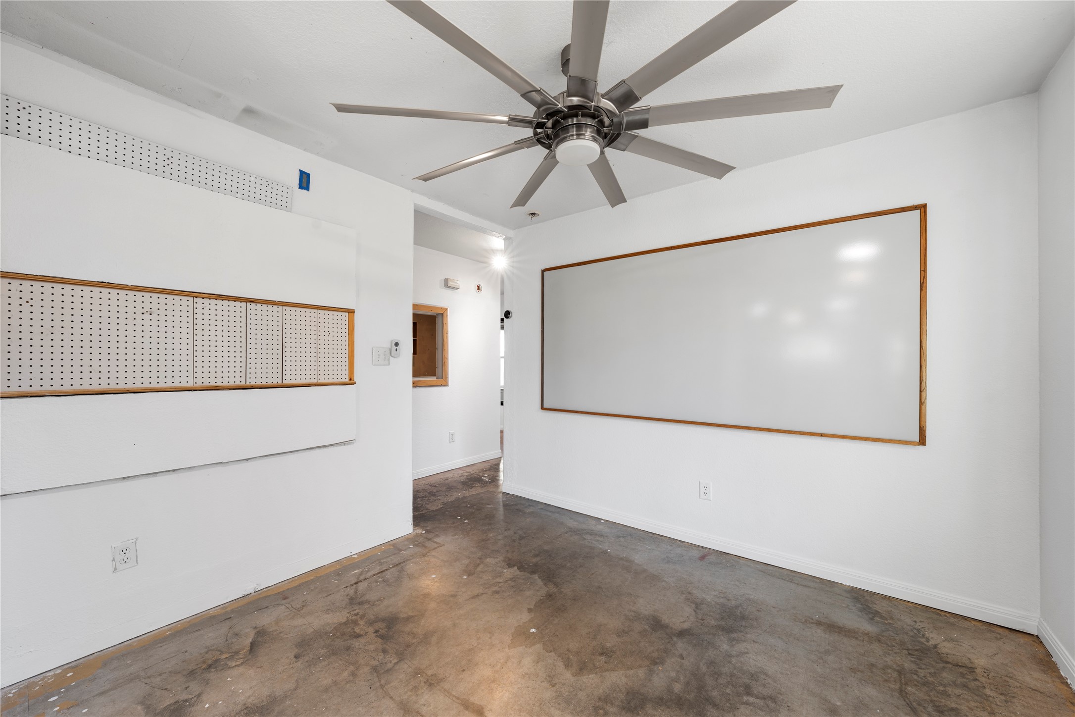 1101 E Walnut Street Waco TX 76704