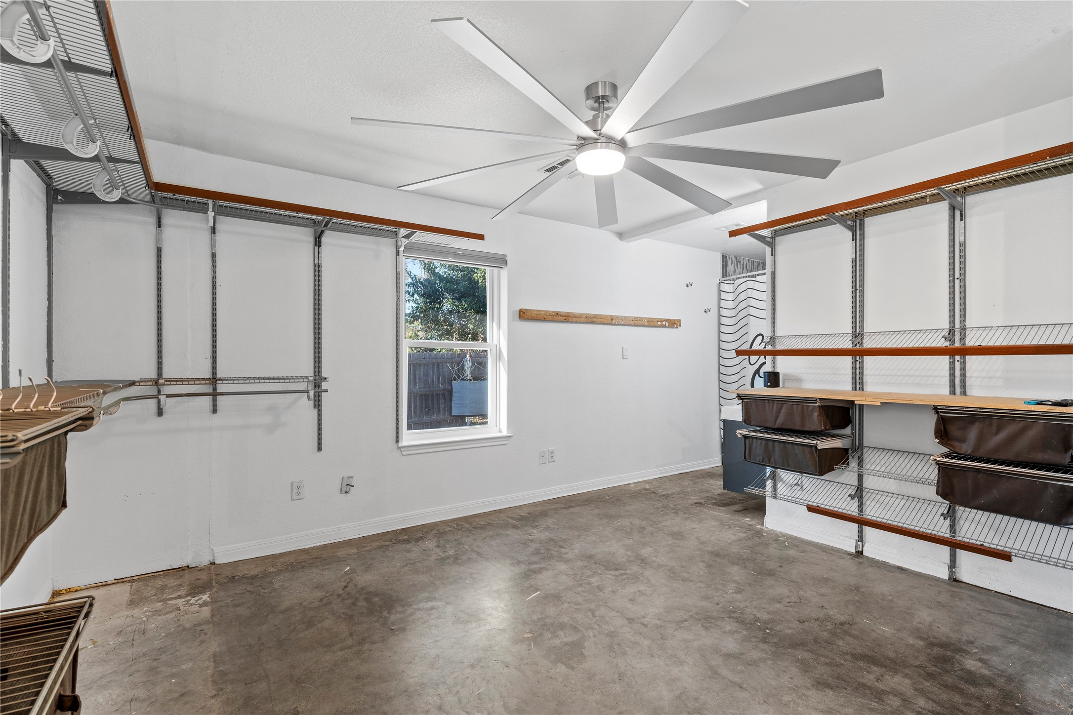 1101 E Walnut Street Waco TX 76704