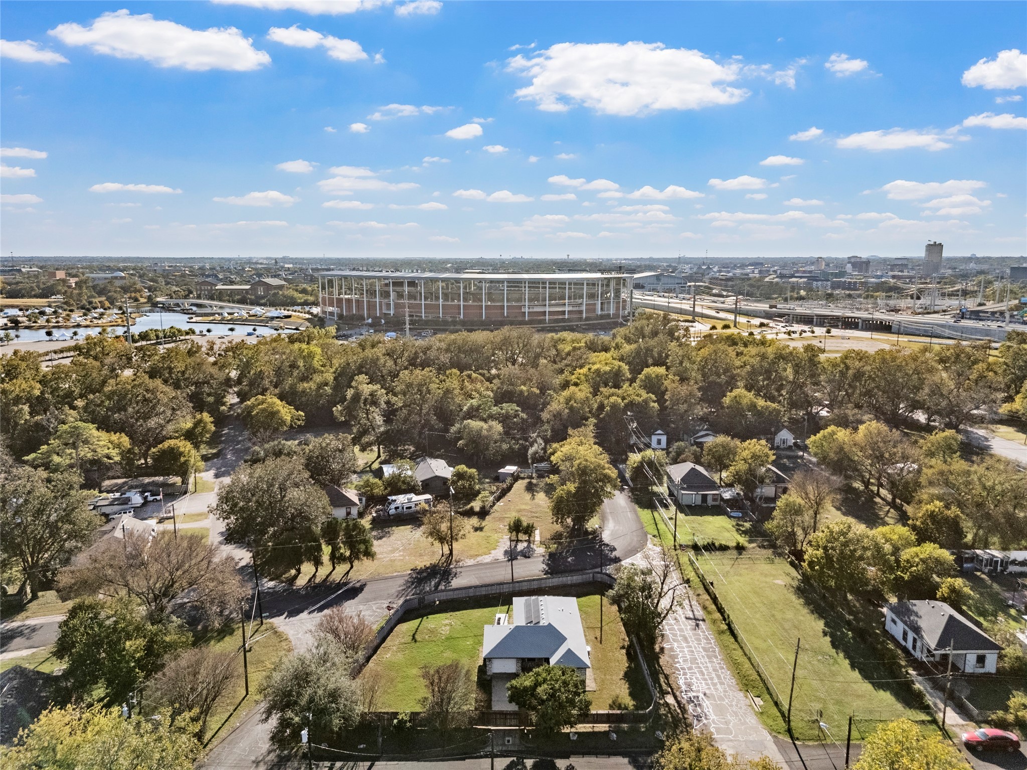 1101 E Walnut Street Waco TX 76704