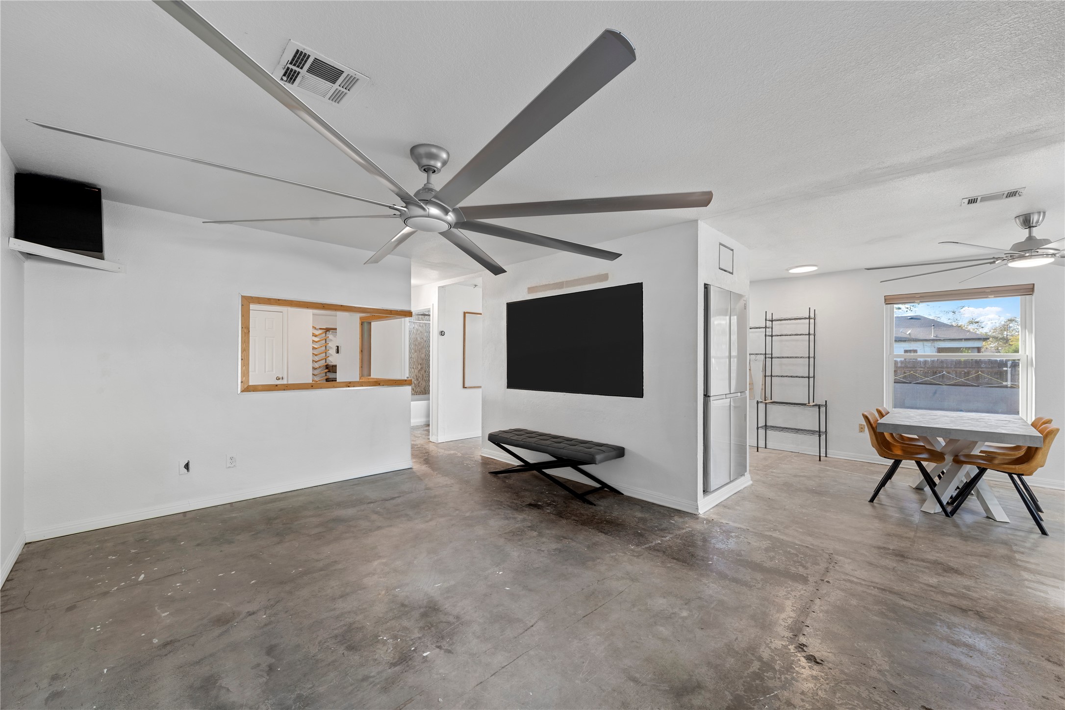 1101 E Walnut Street Waco TX 76704