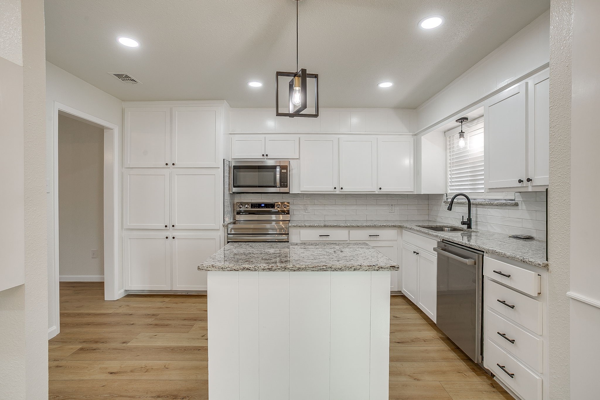 3813 Easy Street Alvarado TX 76009