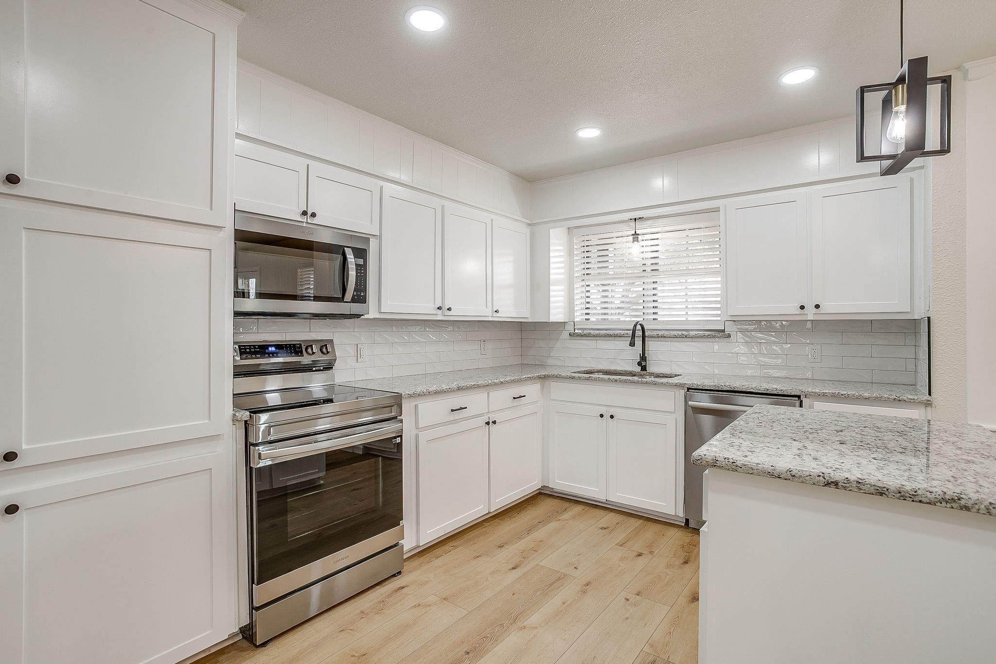 3813 Easy Street Alvarado TX 76009