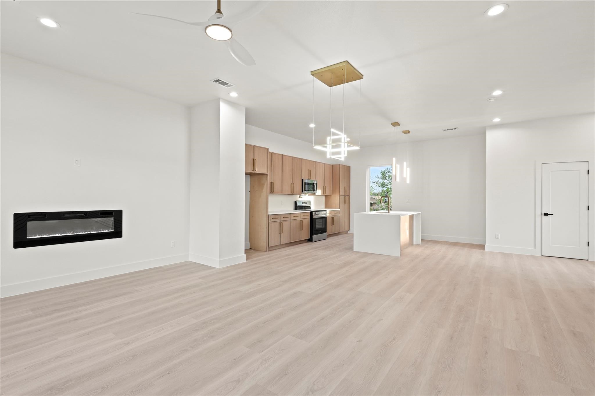 1902 Homeland Street Dallas TX 75212