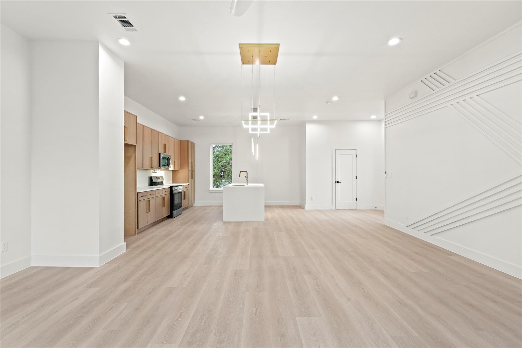 1902 Homeland Street Dallas TX 75212
