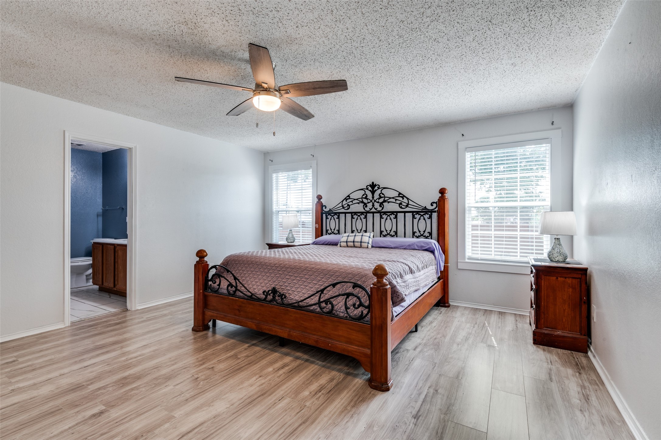 6004 Guilia Drive Grand Prairie TX 75052