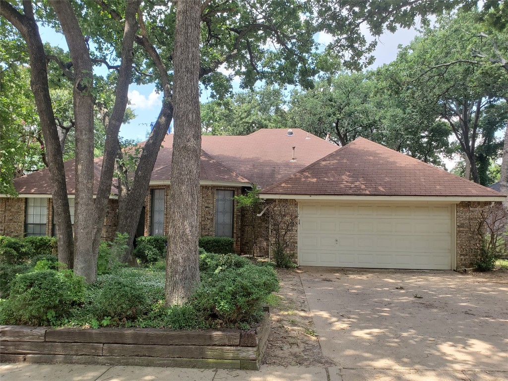 1017 Woodbriar Drive Grapevine TX 76051