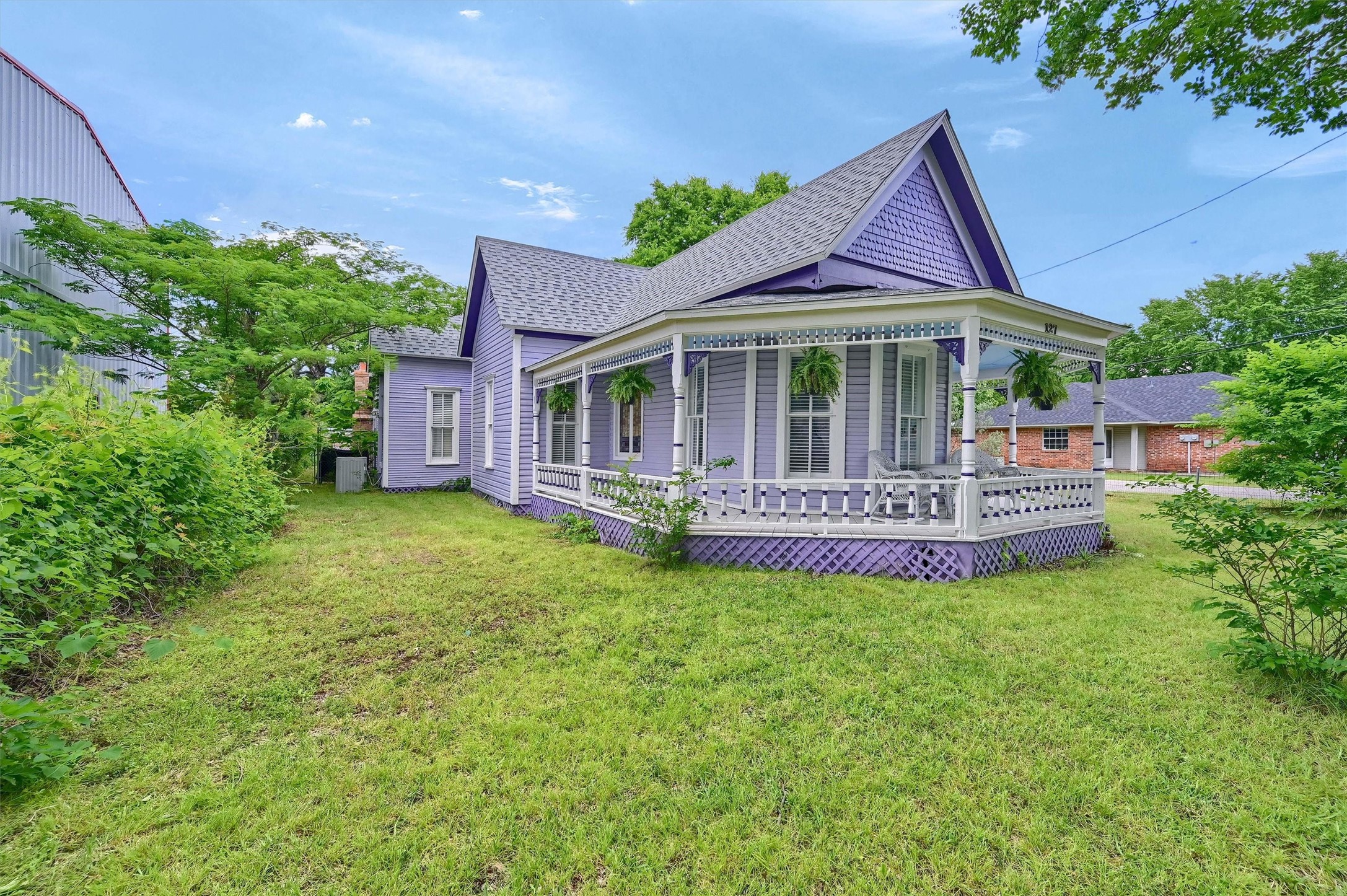 127 E Woodland Street Collinsville TX 76233