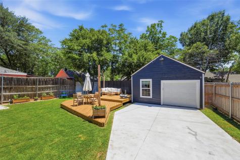3935 El Campo Avenue Fort Worth TX 76107