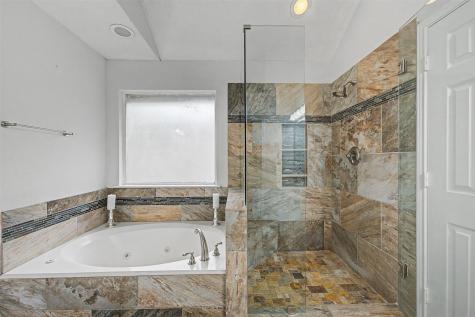 1810 Haydenbend Circle Grapevine TX 76051