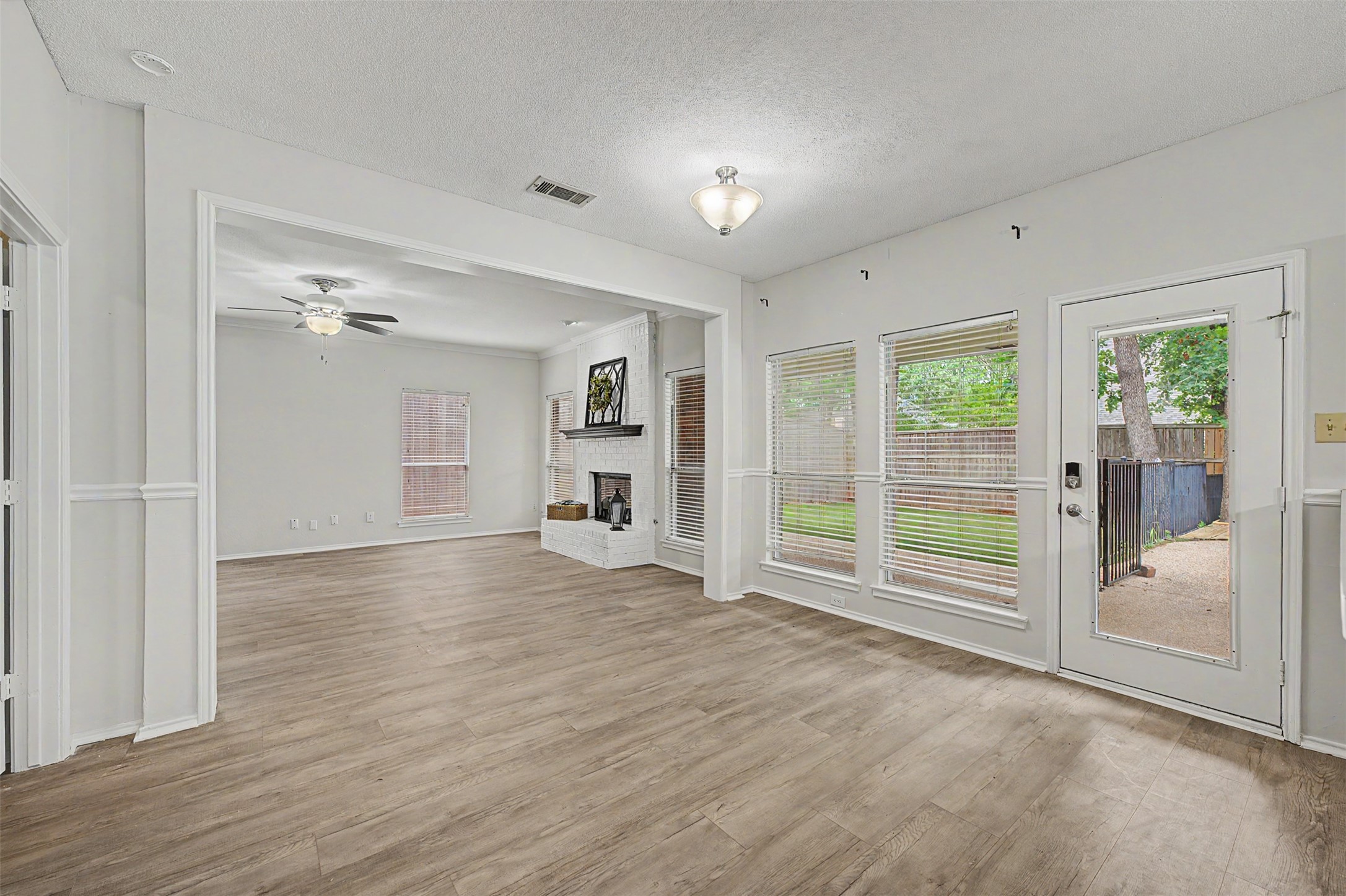 1810 Haydenbend Circle Grapevine TX 76051