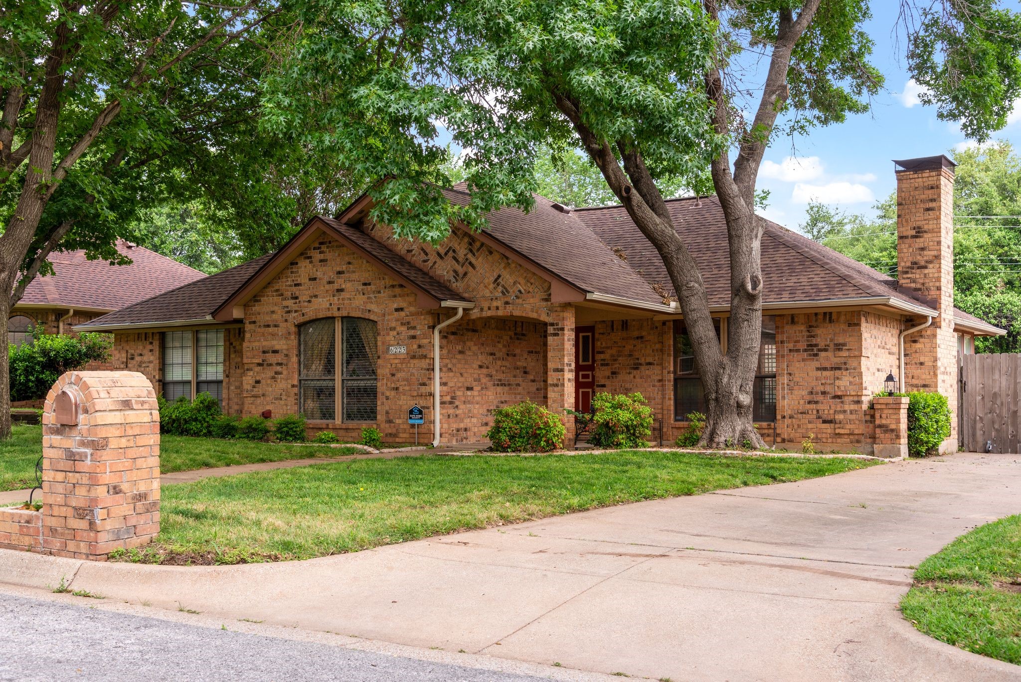 6223 Yolanda Drive Fort Worth TX 76112