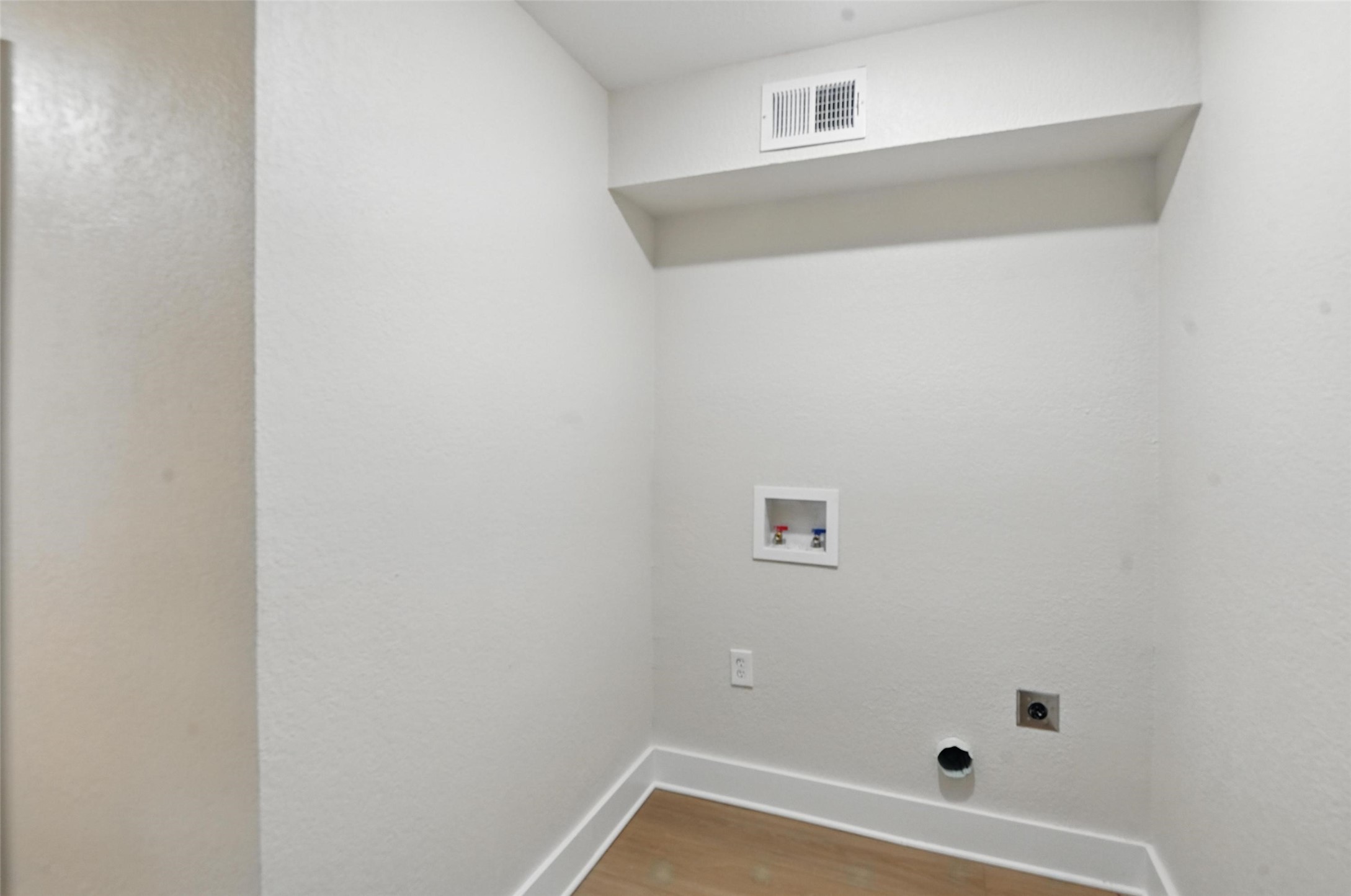 7716 La Risa Drive Dallas TX 75248