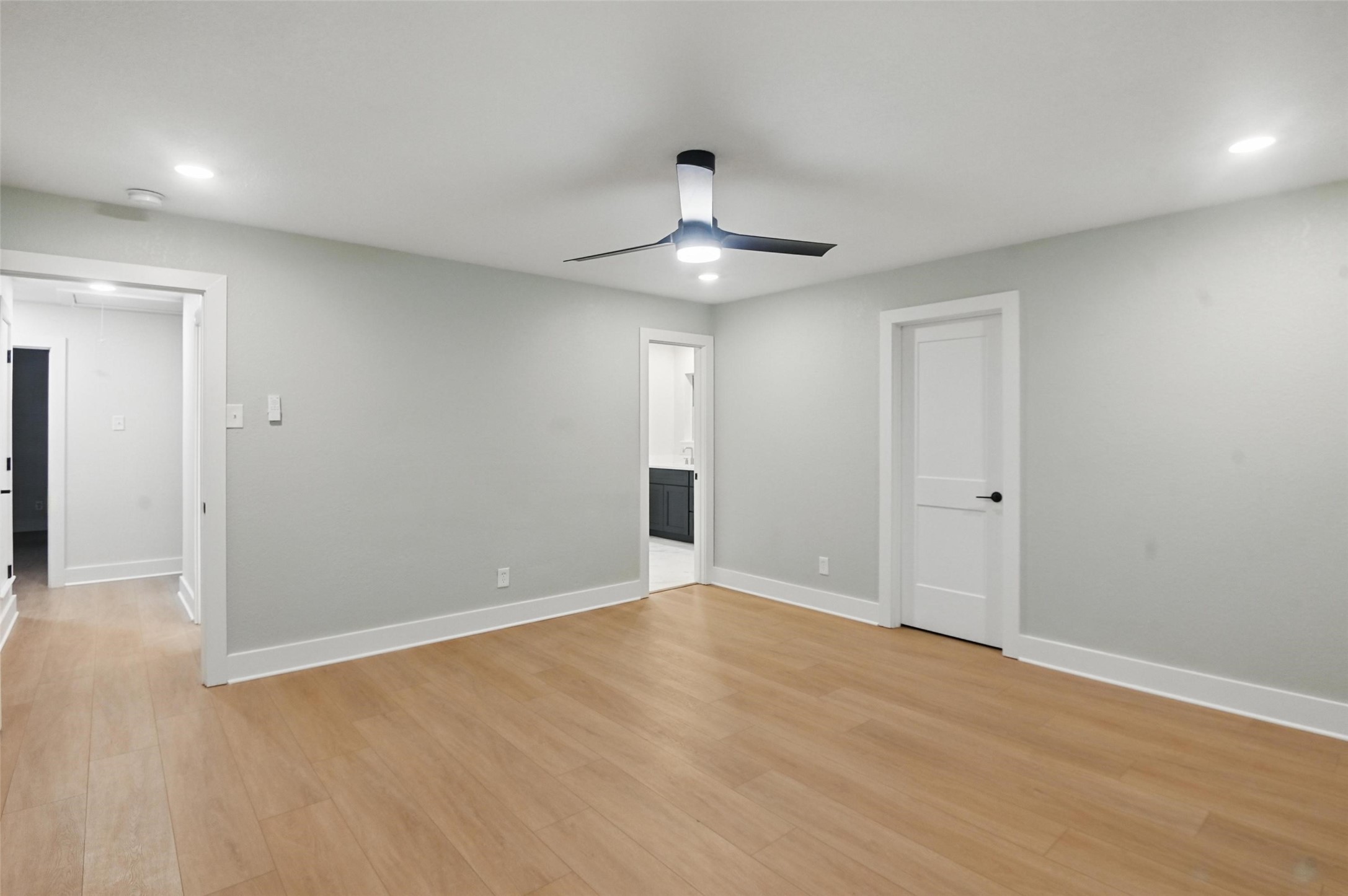 7716 La Risa Drive Dallas TX 75248
