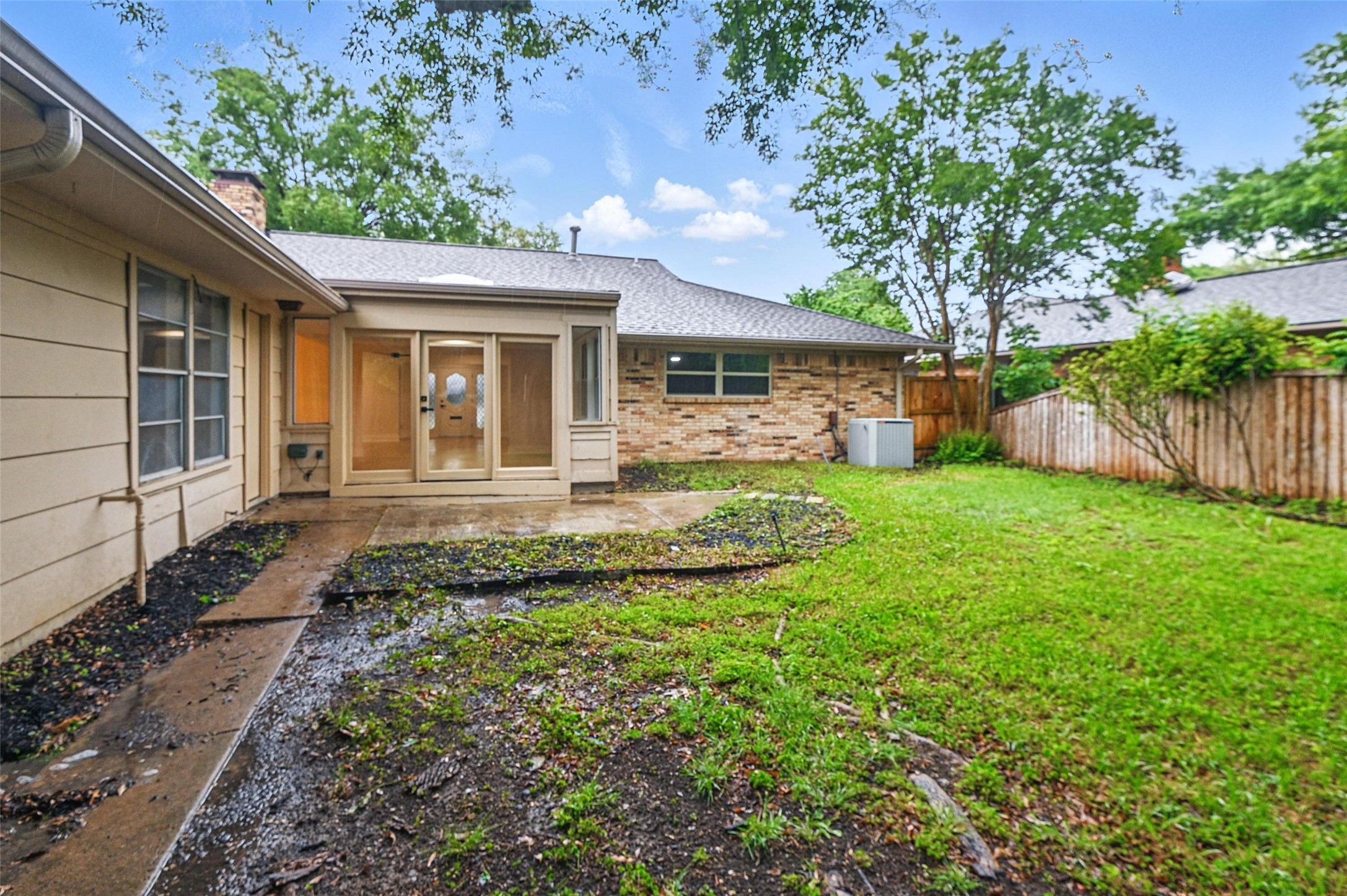7716 La Risa Drive Dallas TX 75248