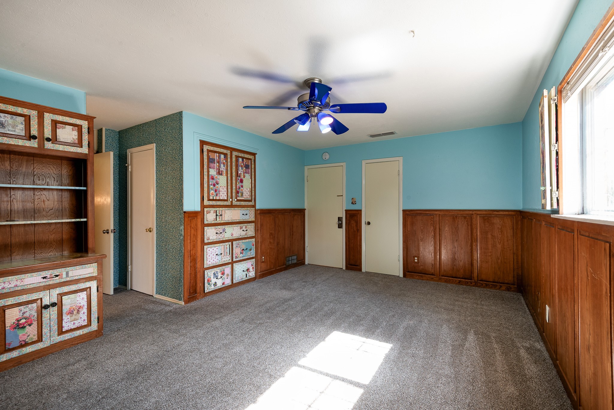 5731 Mona Lane Dallas TX 75236