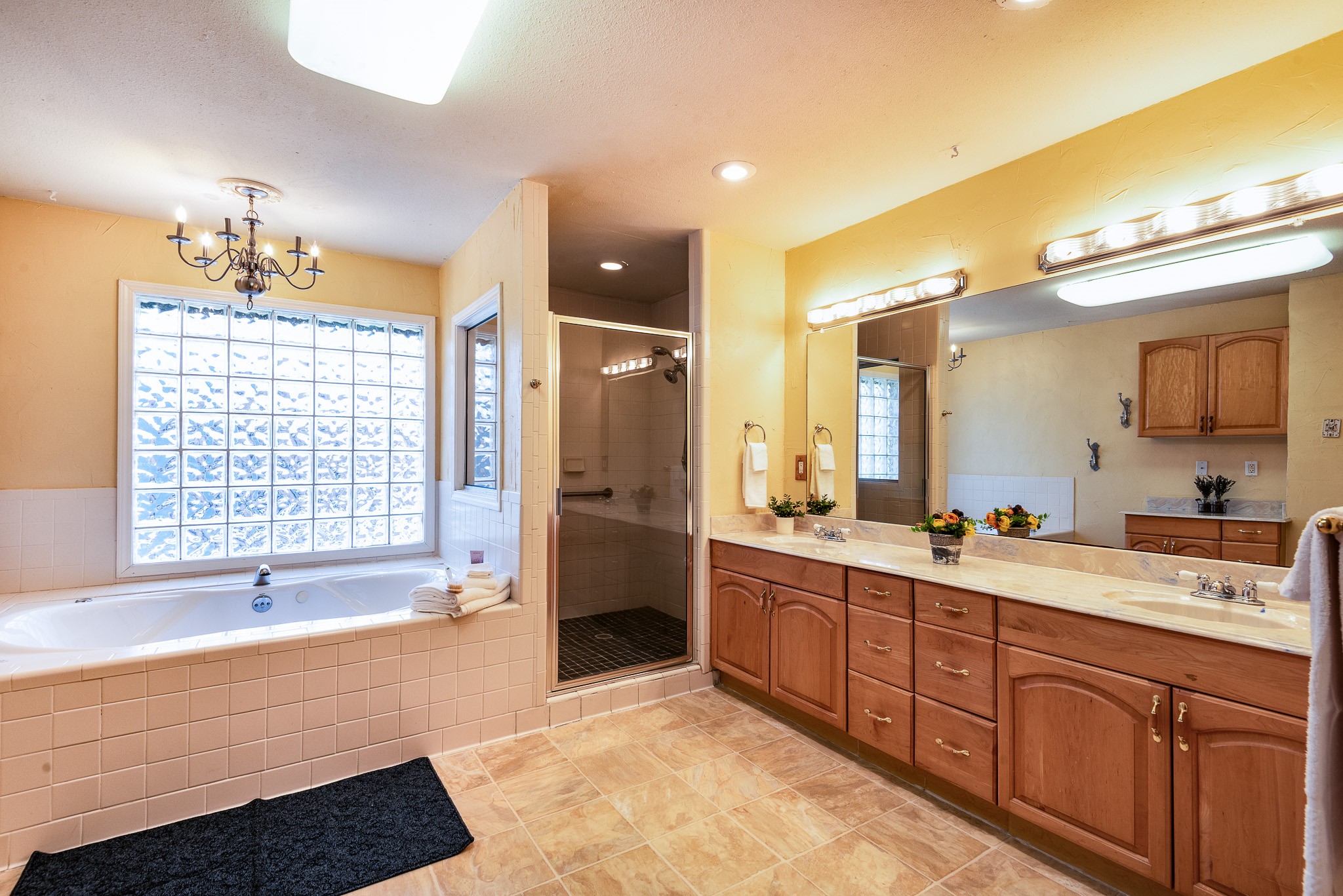5731 Mona Lane Dallas TX 75236