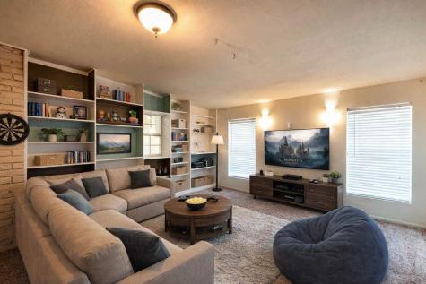5731 Mona Lane Dallas TX 75236