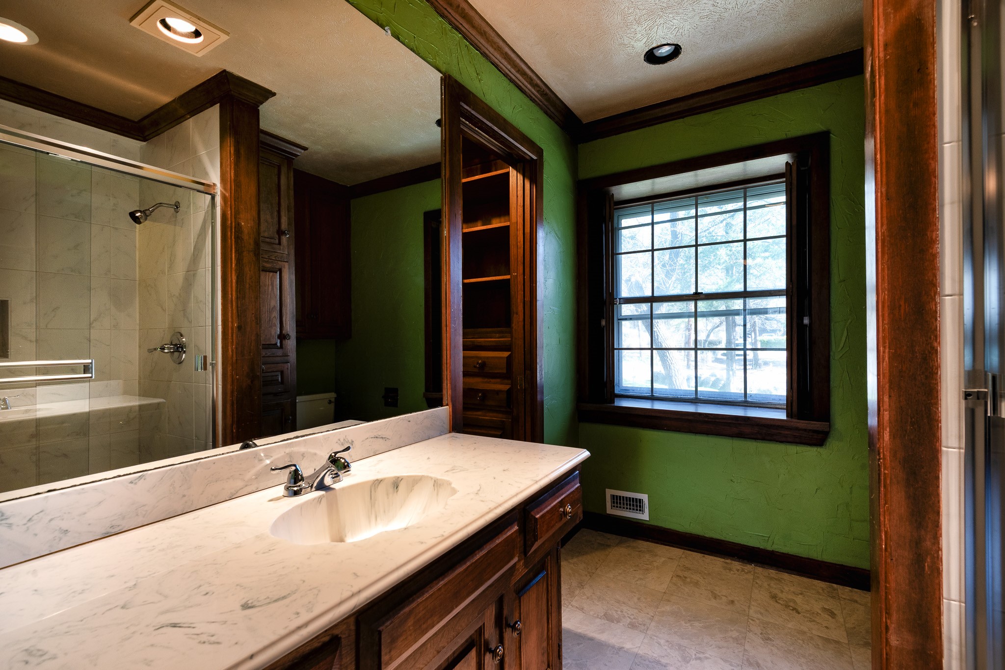 5731 Mona Lane Dallas TX 75236