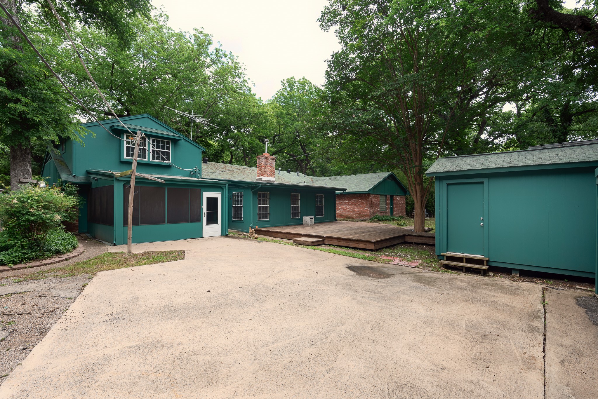 5731 Mona Lane Dallas TX 75236