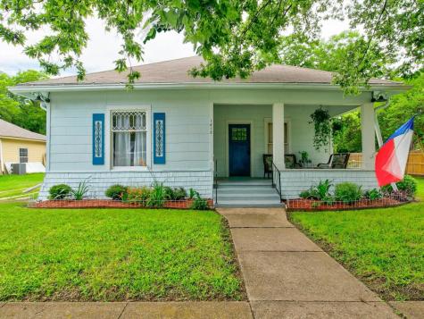 1412 N Robinson Street Cleburne TX 76031