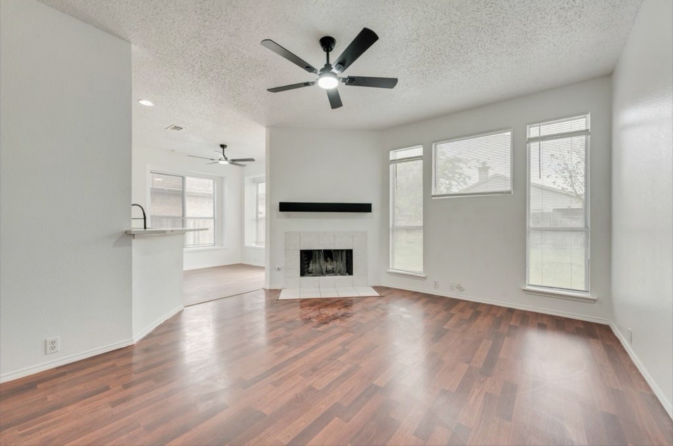 2917 Gentilly Lane Fort Worth TX 76123