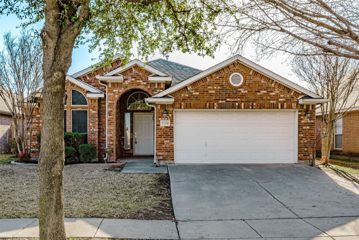 7708 Summerbrook Circle Fort Worth TX 76137