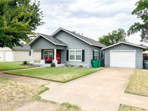 504 N Tackitt Street Seymour TX 76380