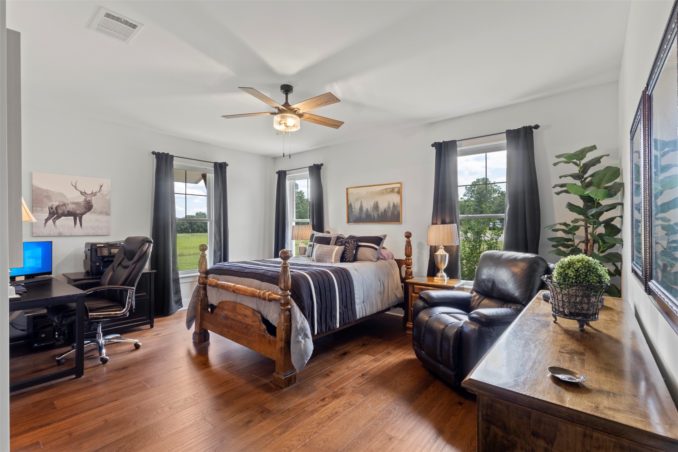 2408 Vz County Road 3104 Edgewood TX 75117