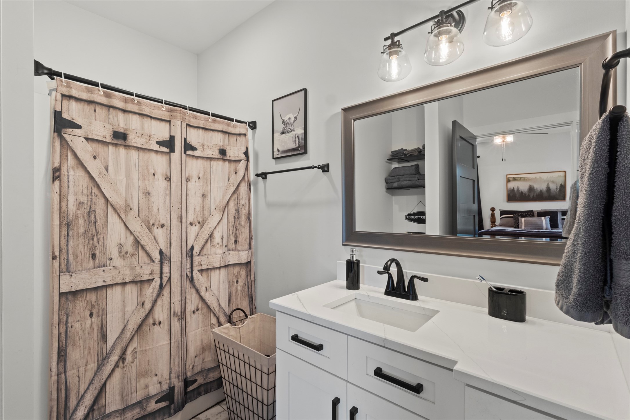 2408 Vz County Road 3104 Edgewood TX 75117