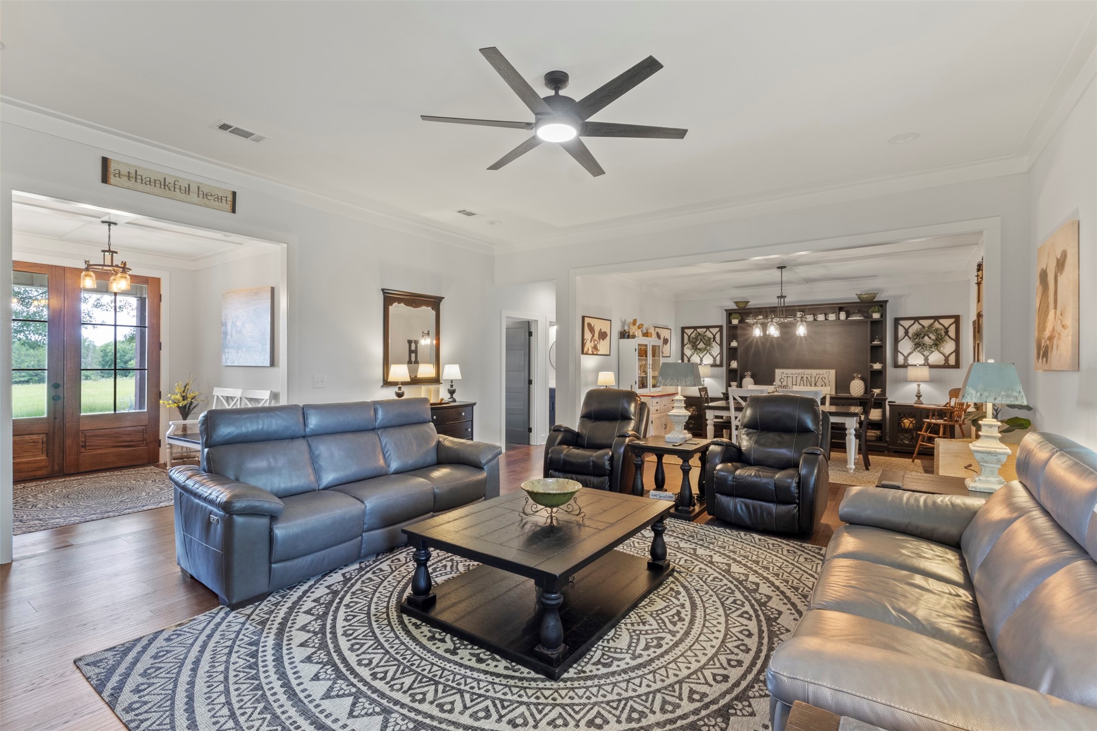 2408 Vz County Road 3104 Edgewood TX 75117