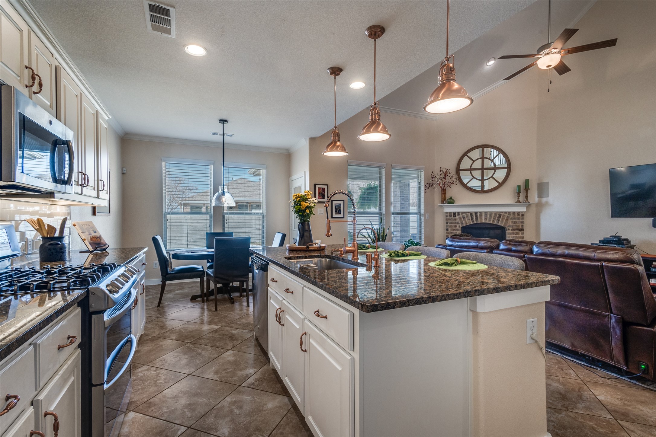1836 Harrier Lane Argyle TX 76226