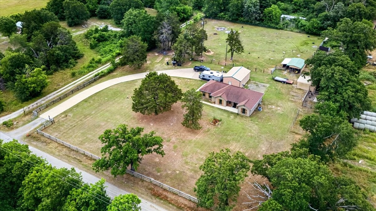 16001 County Road 4052 Kemp TX 75143