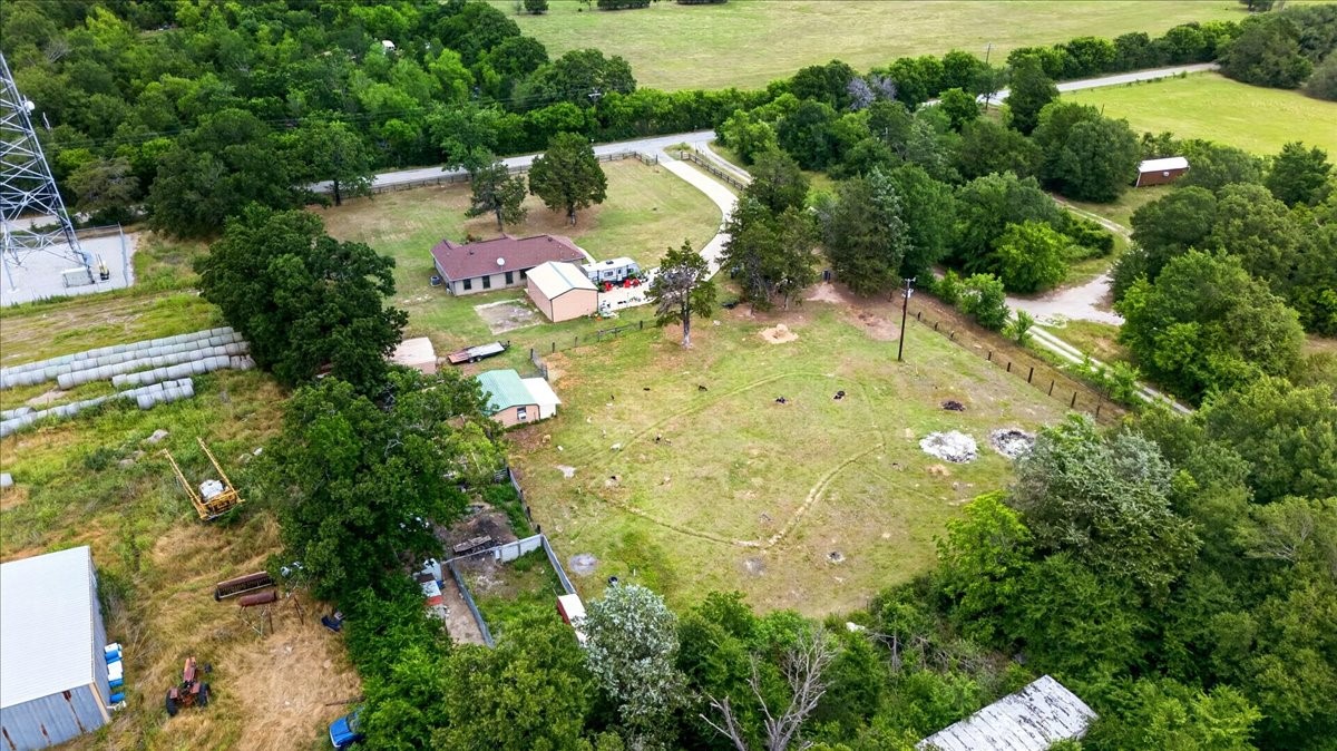 16001 County Road 4052 Kemp TX 75143