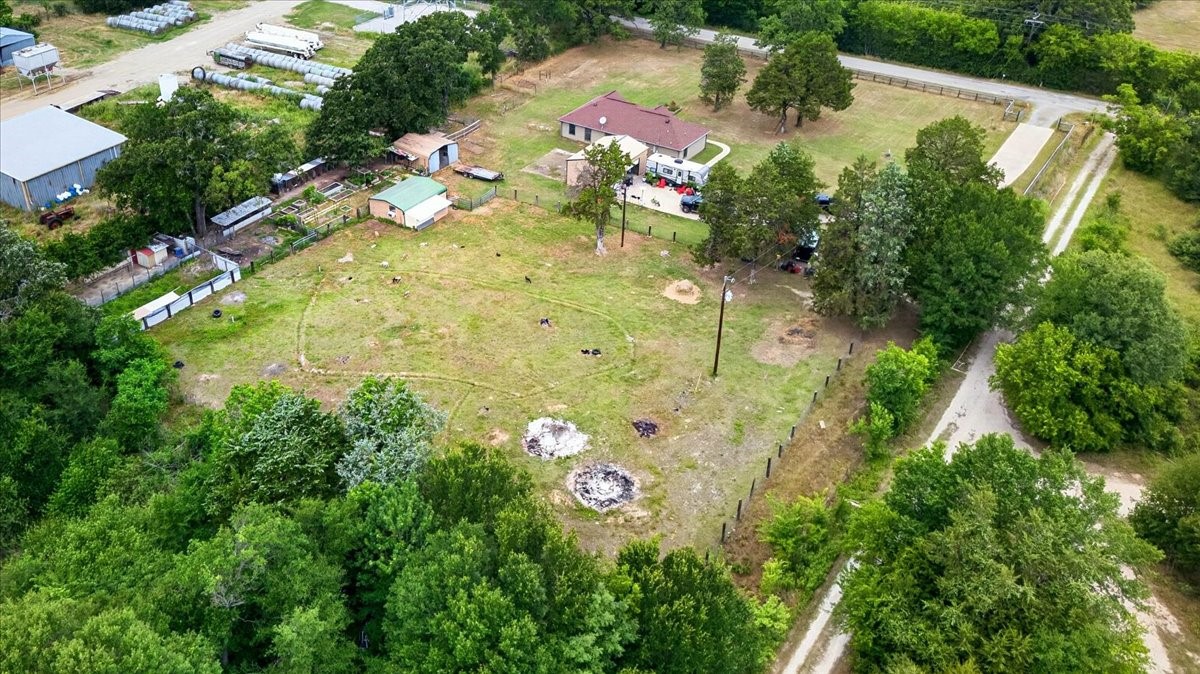 16001 County Road 4052 Kemp TX 75143